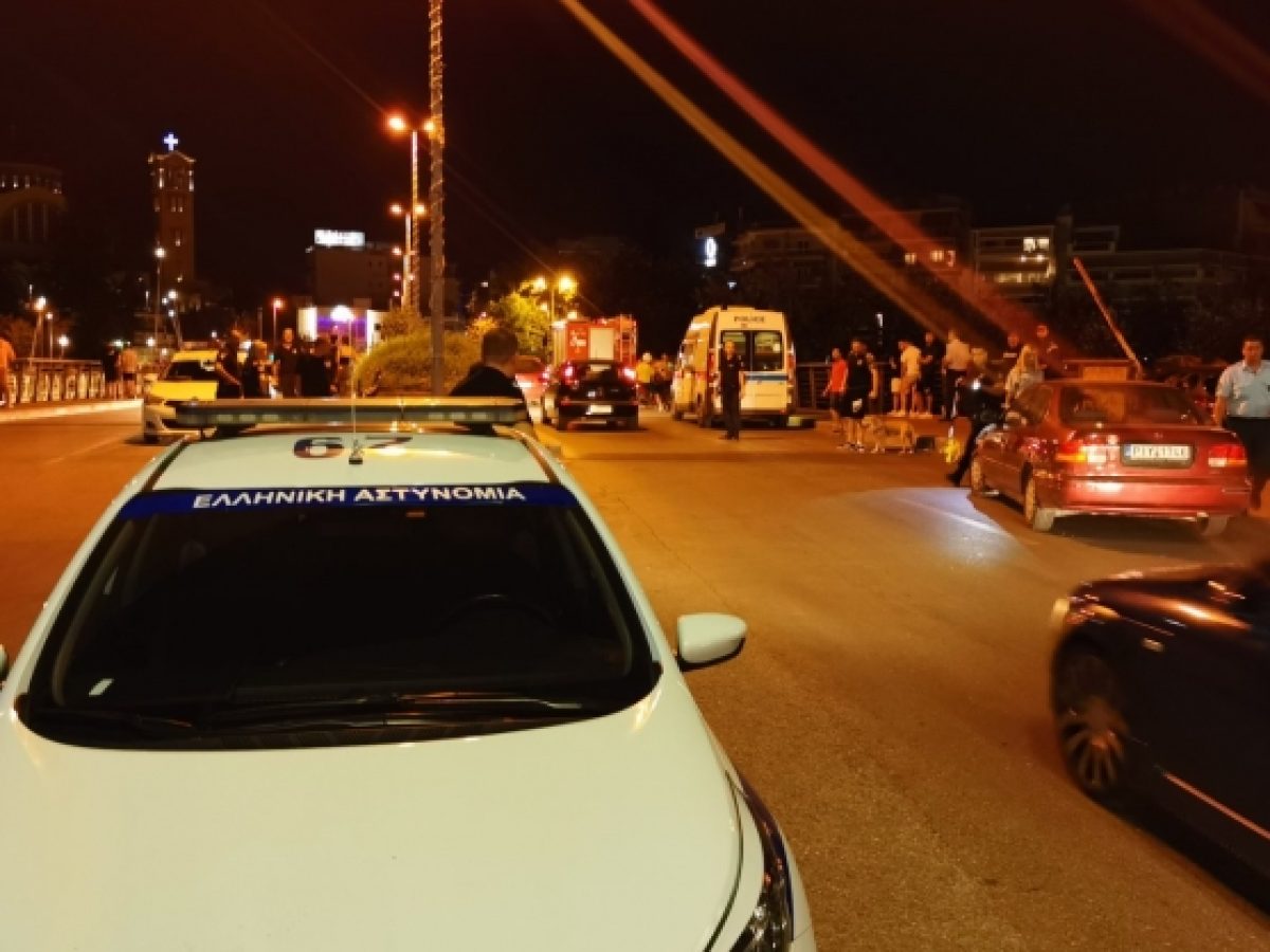 Τρίκαλα: Συνελήφθησαν 4 άτομα για διακίνηση κοκαΐνης – Κατασχέθηκαν χρήματα, κινητά και κάμερα επιτήρησης