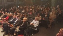 tris-diethnis-kallitechnes-mia-magiki