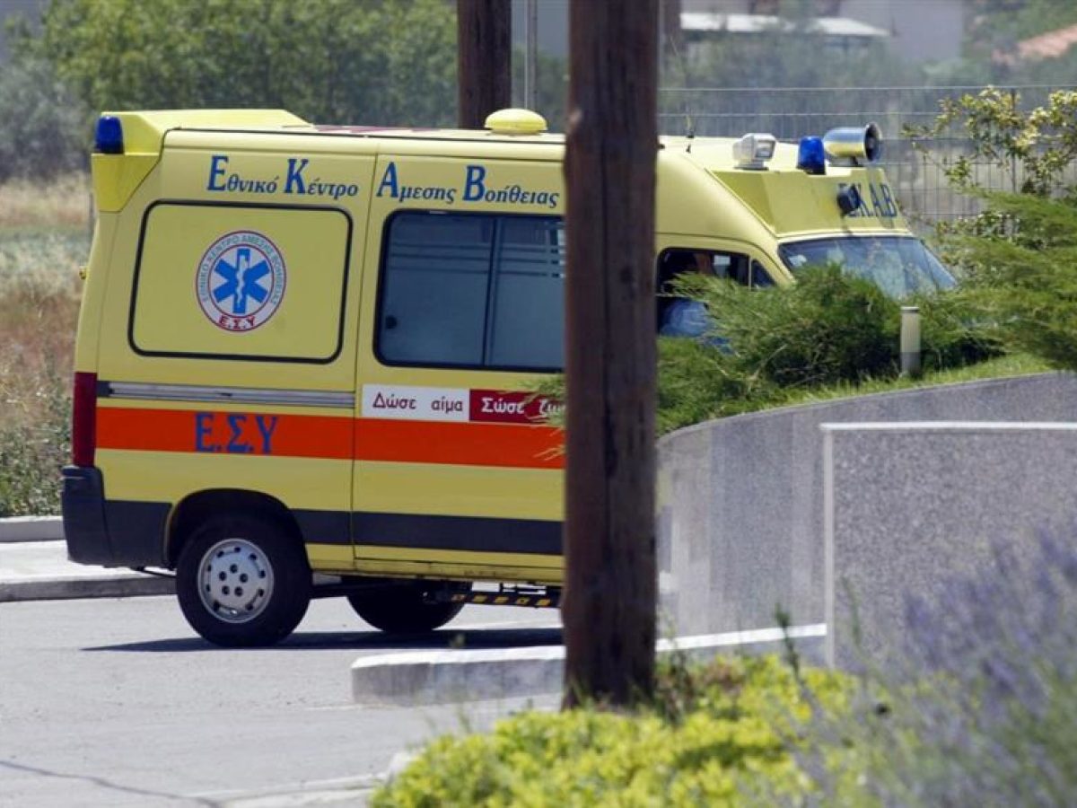 Τροχαίο στη Φθιώτιδα: Αυτοκίνητο τούμπαρε μετά από σύγκρουση με άλλο όχημα