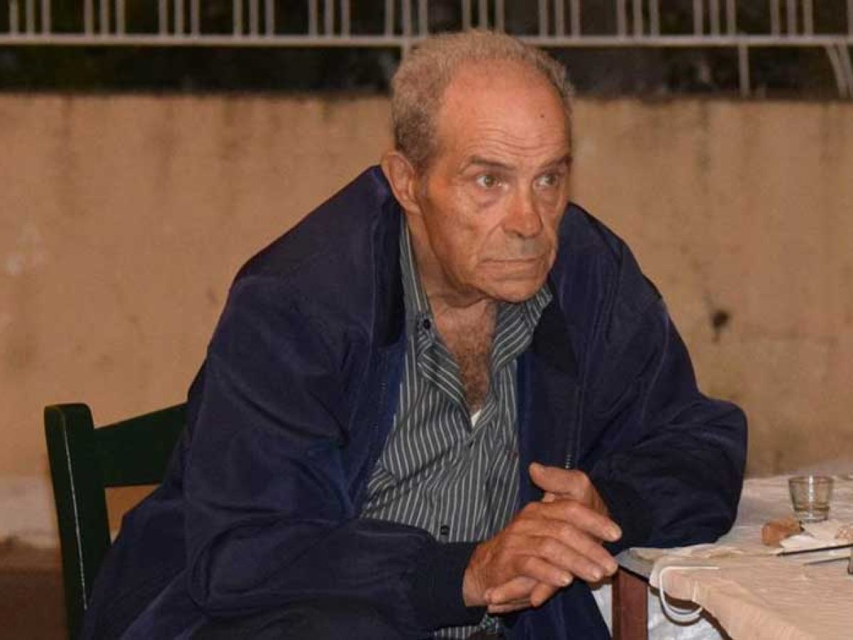 ΤΑ ΣΗΜΑΝΤΗΡΙΑ (εθιμικά σύμβολα)