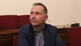 v.-metaxas-gia-na-kerdisi