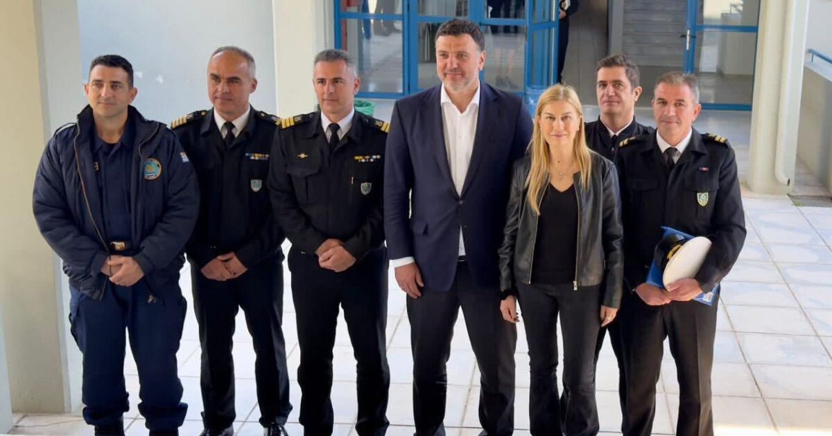 vasilis-kikilias-epi-tapitos-to-2