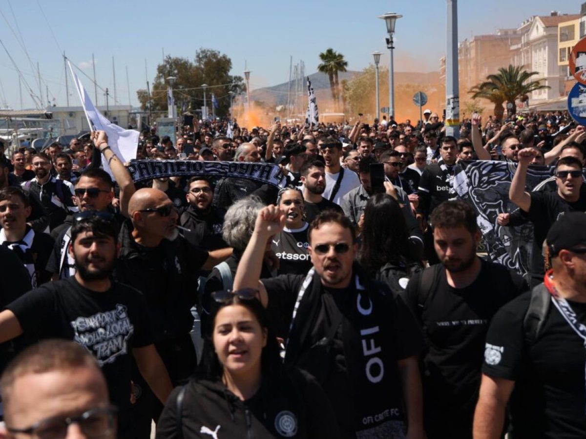 Βόλος: «Ζέσταμα» πριν το τελικό σε καφέ και τσιπουράδικα για τους φιλάθλους του ΠΑΟΚ και του ΟΦΗ