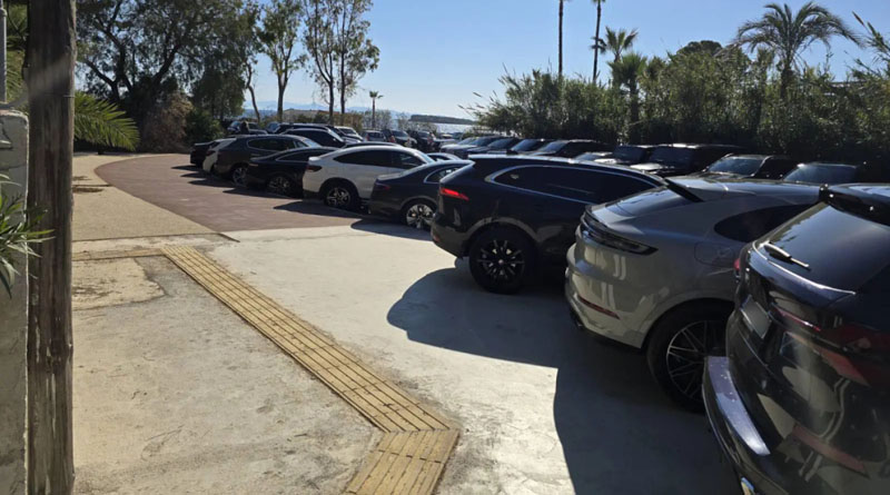 voula-sillipsi-4-atomon-pou