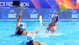 vouliagmeni-&ndash;-olimpiakos-13-15-stis-2