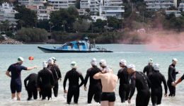 vouliagmeni-ouk-ke-polites-kolimpisan-1