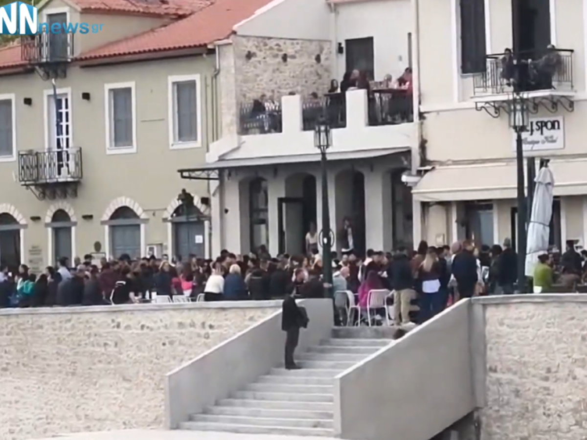 Βούλιαξε από κόσμο και αυτό το Πάσχα η Ναύπακτος.Βίντεο