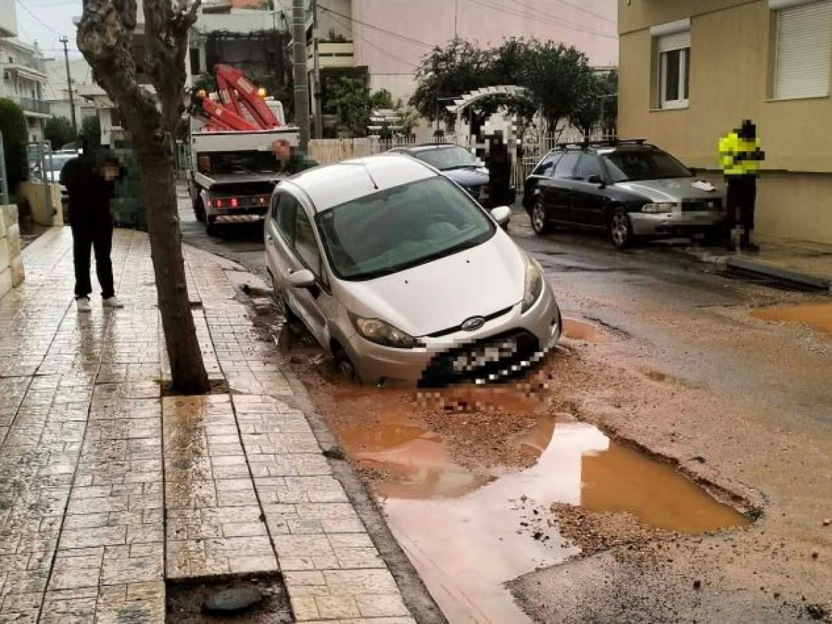 «Βούλιαξε» ΙΧ στο Κοντόπευκο
