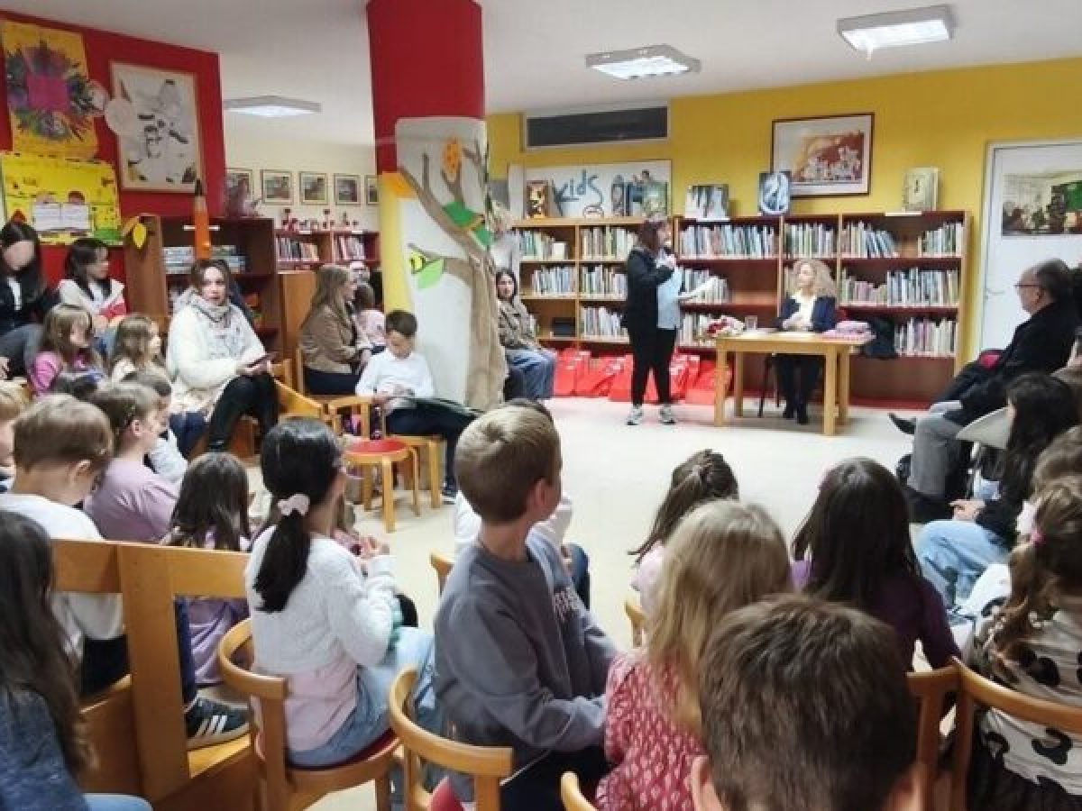 Βραβεύτηκαν οι μικροί φίλοι της Δημοτικής Βιβλιοθήκης