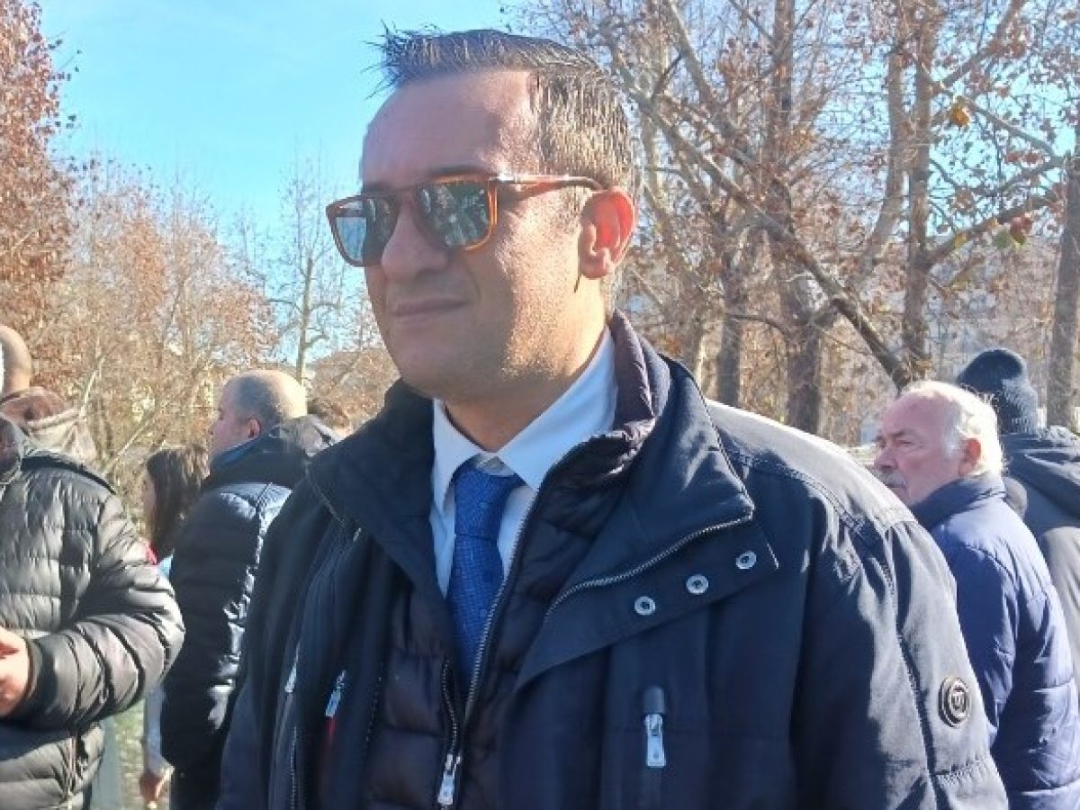 Ξάφος: Σήμερα θα ξεκινήσουμε την ανακαίνιση του γραφείου