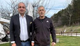 xechoristi-episkepsi-o-dimarchos-pirea