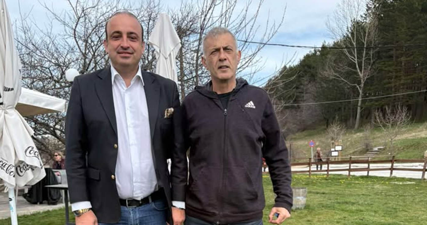 xechoristi-episkepsi-o-dimarchos-pirea