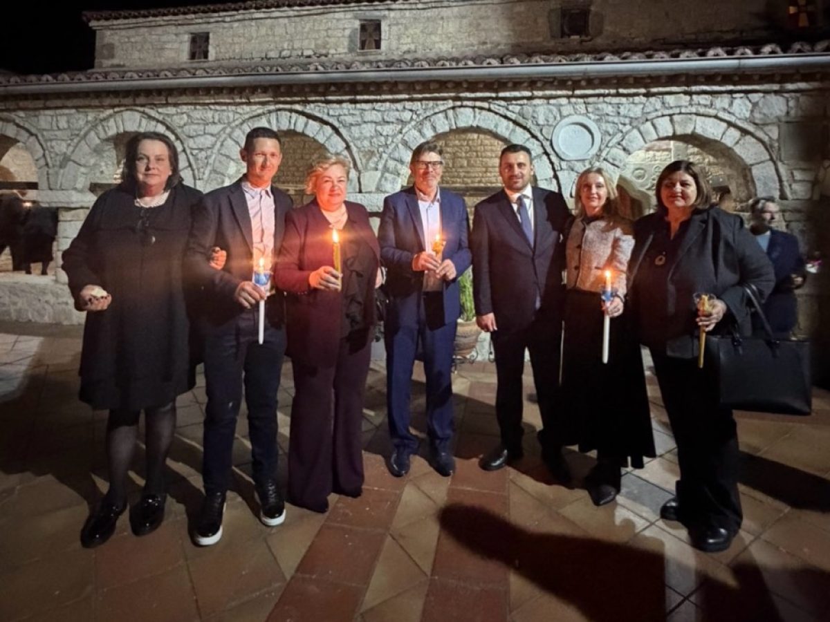 Ξεχωριστή Ανάσταση στη Βασιλική με την παρουσία του Δημάρχου Δήμου Μετεώρων Λευτέρη Αβραμόπουλου