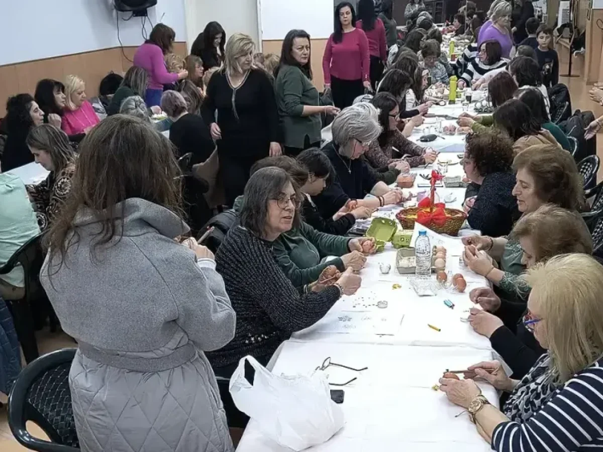 “Ζωγράφισαν” οι Περδίκες, τα πασχαλιάτικα κόκκινα αυγά της περιοχής των Γρεβενών