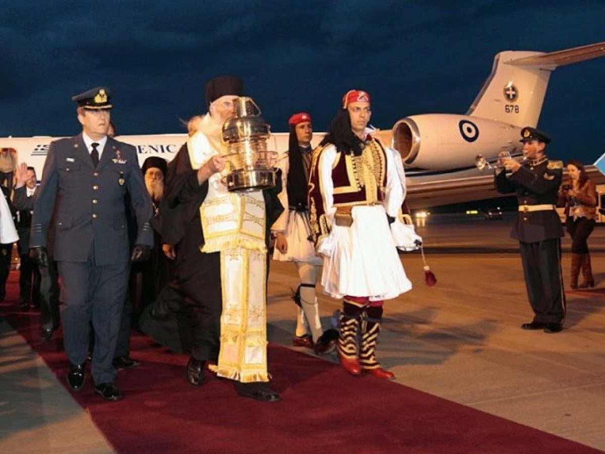 Άγιο Φως : Πότε φτάνει στην  Λήμνο