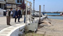 Άndros-plakostrosi-ston-paraliako-dromo