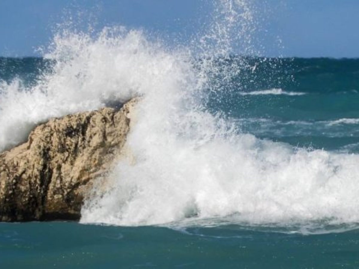 Άνεμοι  Α. ΝΑ. στο Ιόνιο 7 τοπικά 8 μποφόρ, για αύριο Δευτέρα του Πάσχα