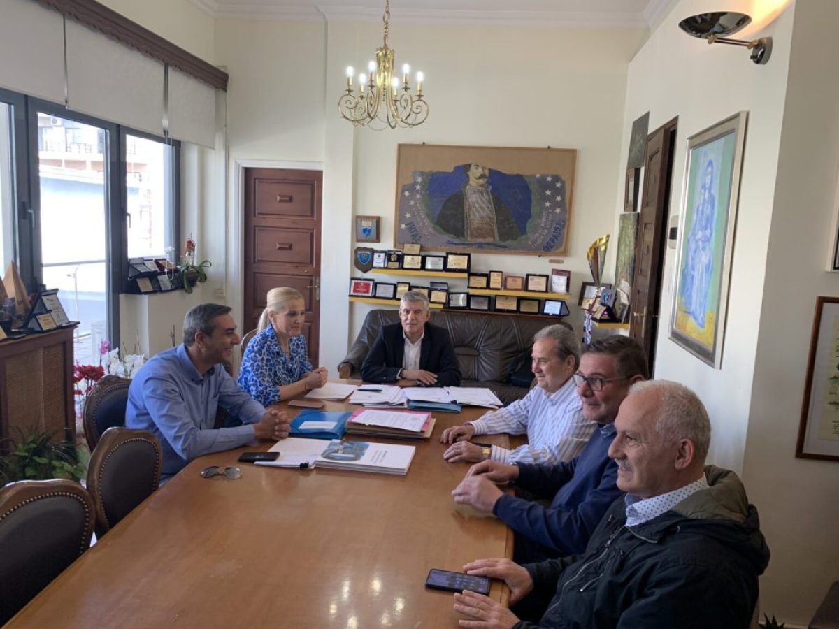 Αγοραστός: “Τα έργα έχουν ημερομηνία και υπογραφή. Και δεν ξαναγράφονται”