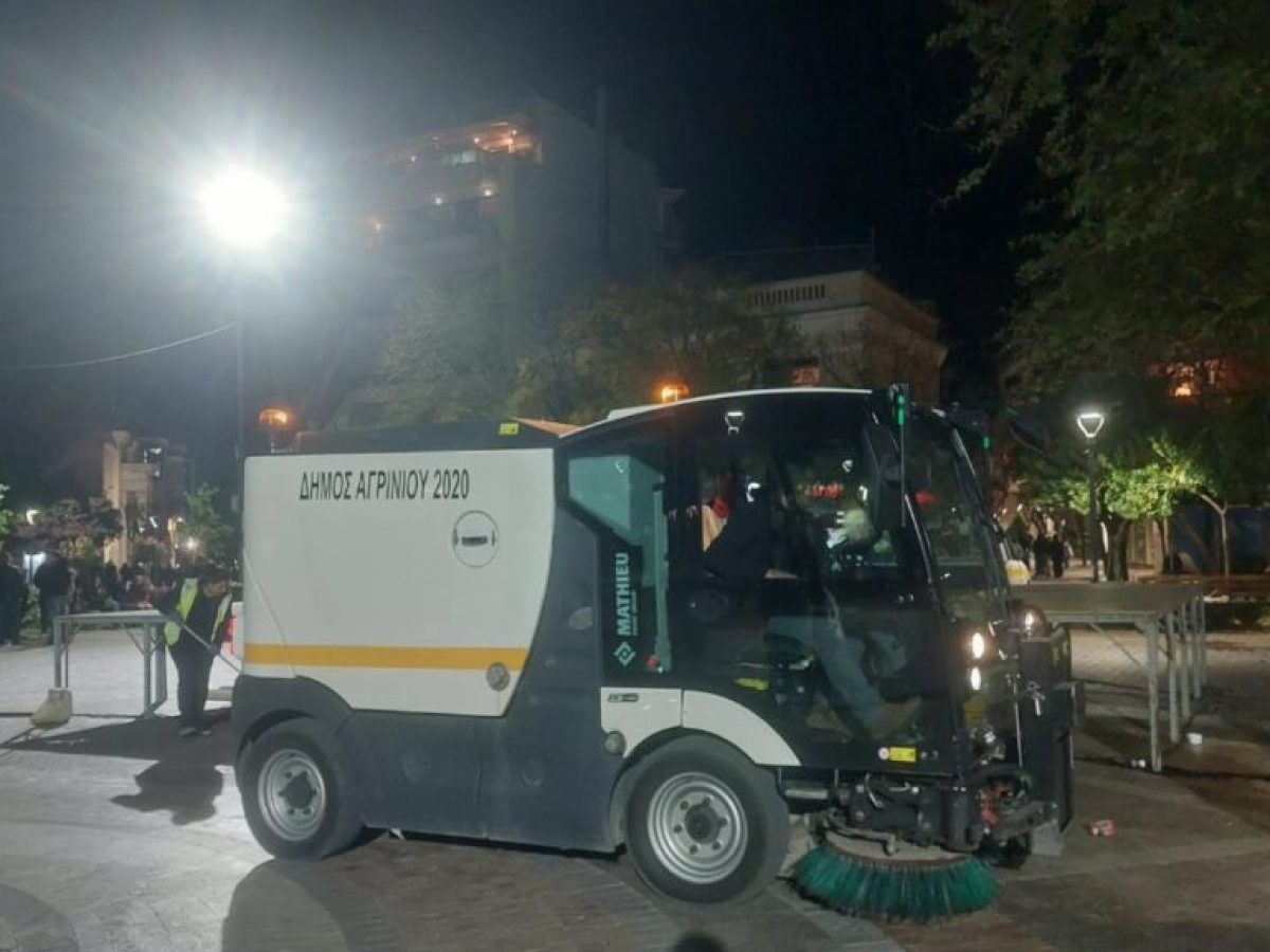 Αγρίνιο: Έπιασαν δουλειά οι υπάλληλοι της καθαριότητας μετά την ρίψη των χαλκουνιών