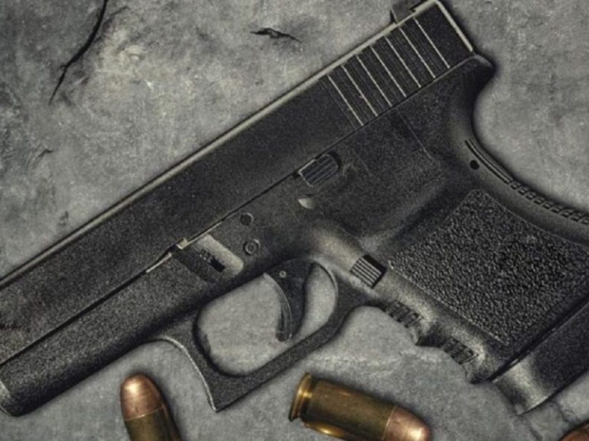 Αγρίνιο: Κυκλοφορούσε με πιστόλι – Είχε σφαίρα στη θαλάμη και δύο γεμιστήρες
