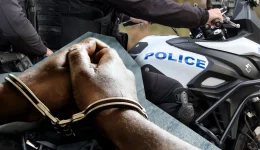 Αgrinio-listia-se-venzinadiko-me