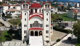 Αgrinio-mia-kataniktiki-ptisi-sto-2