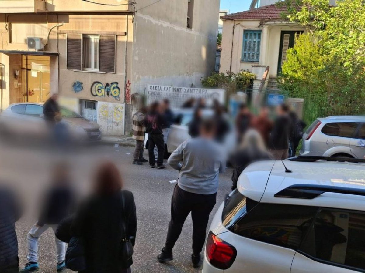 Αγρίνιο: Παρέμβαση μνήμης στο σπίτι της Κατίνας Χαντζάρα – Εκτελέστηκε με τους 120 το 1944