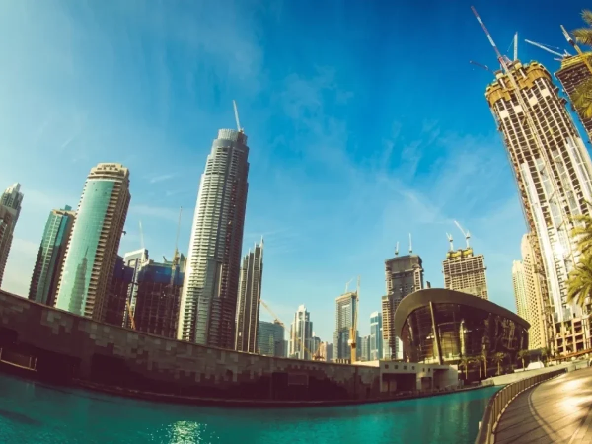 Ακίνητα: Πλούσιοι από τη Μέση Ανατολή στρέφονται στην Ευρώπη για ασφαλή καταφύγια