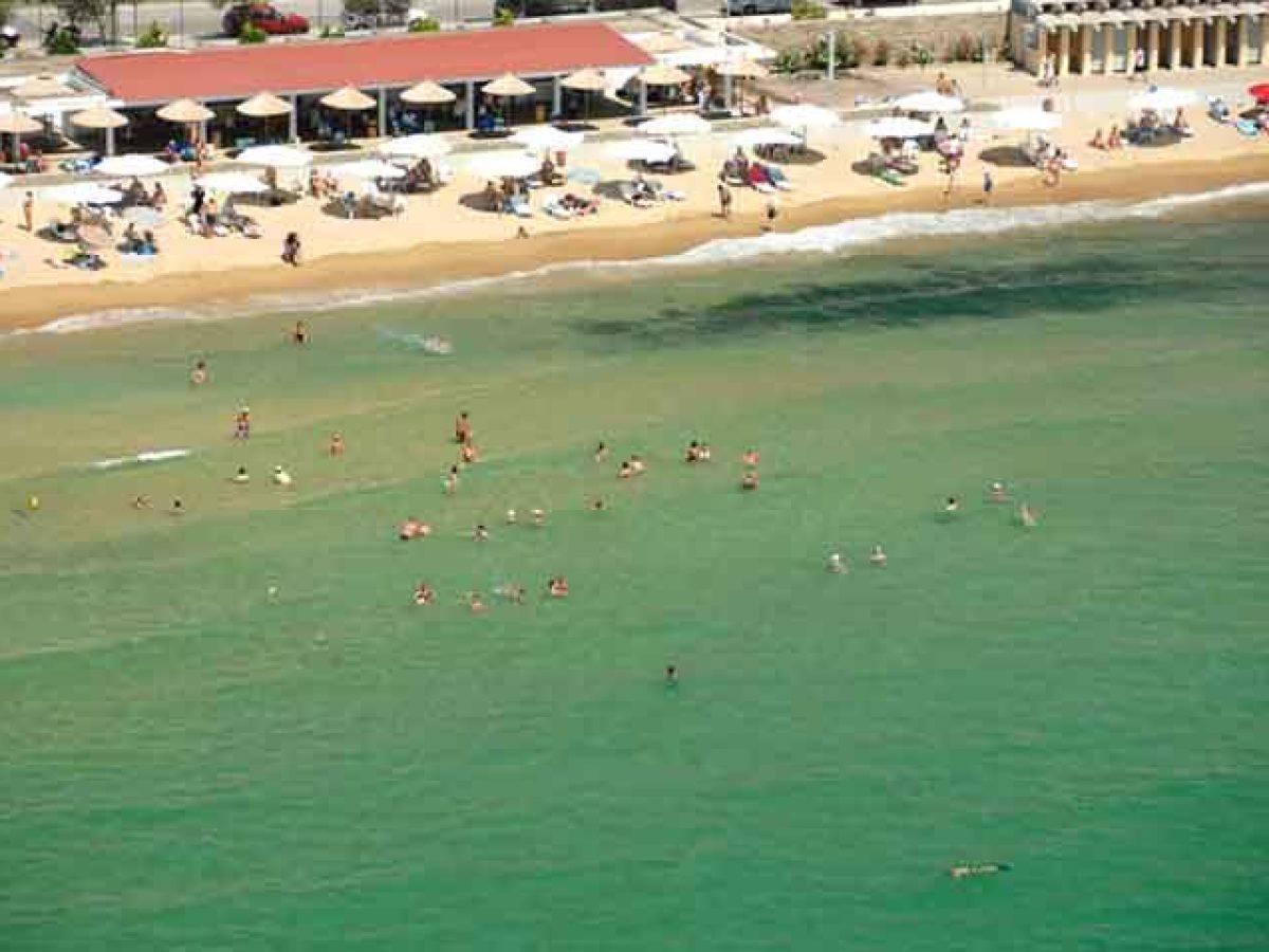 Ακτή Καλαμίτσας στην Καβάλα : Η ιστορία πίσω από την τουριστική της άνθηση