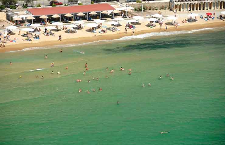 Αkti-kalamitsas-stin-kavala