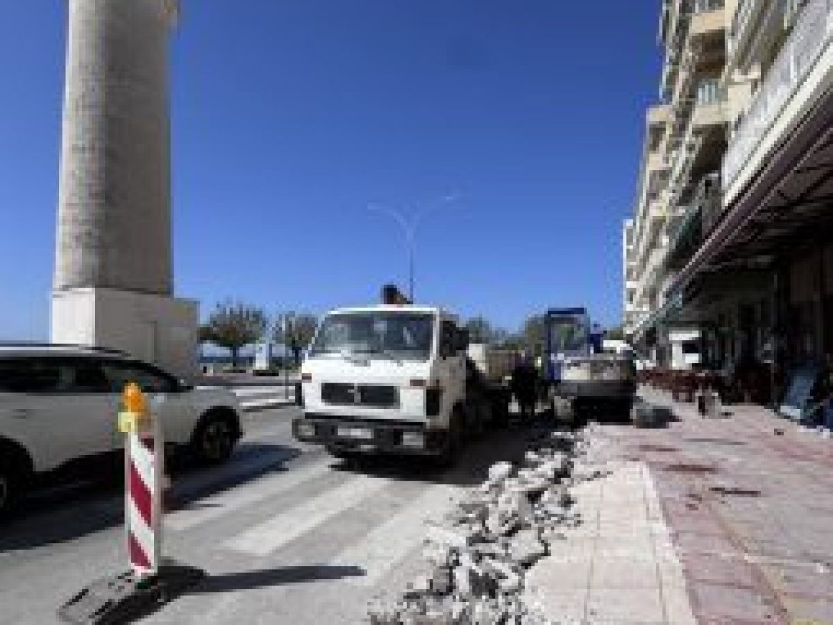 Αλεξανδρούπολη: στην περιοχή των έργων ανάπλασης των πεζοδρομίων βρέθηκε παλαιός κεντρικός μαντεμένιος αγωγός ύδρευσης