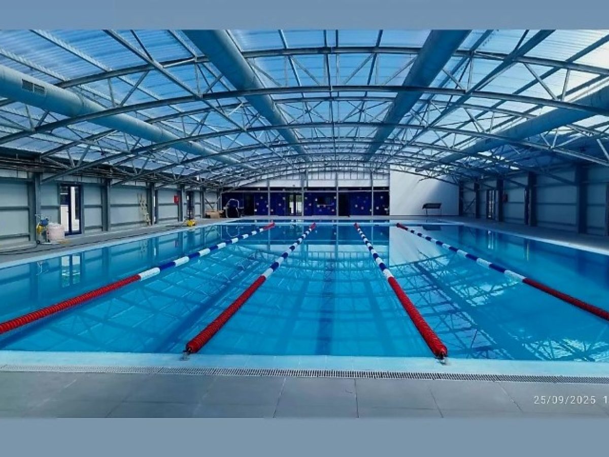 Αλλάζει το στέγαστρο στην πισίνα του Αϊ Γιώργη. Τέλη Μαΐου η παράδοση στο κοινό