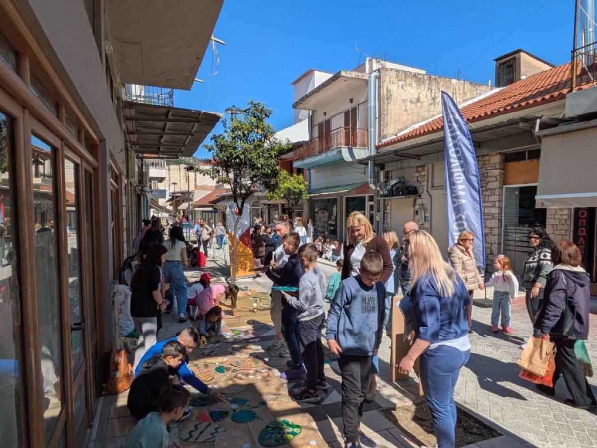 Αμφιλοχία: Γέμισε παιδικά χαμόγελα απ’ το εργαστήρι πηλοπλαστικής και το κυνήγι του χαμένου θησ…αυγού (φωτο)