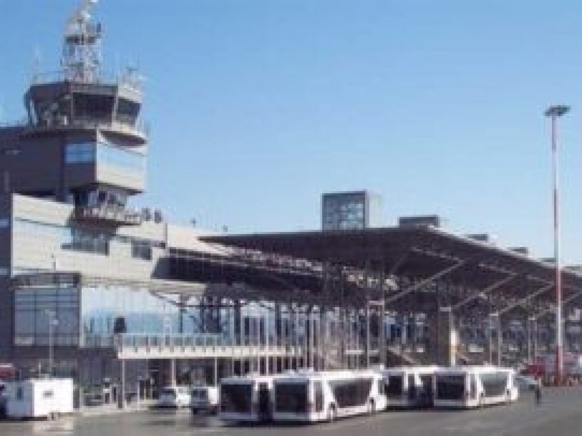 Αναγκαστική προσγείωση στη Βάρνα για πτήση Ryanair από Μπρατισλάβα προς Θεσσαλονίκη