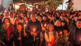 Αnastasi-stin-iera-moni-faneromenis