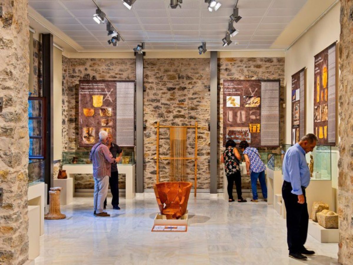Ανοιχτή και τα Σαββατοκύριακα η Αρχαιολογική Συλλογή Φαρσάλων