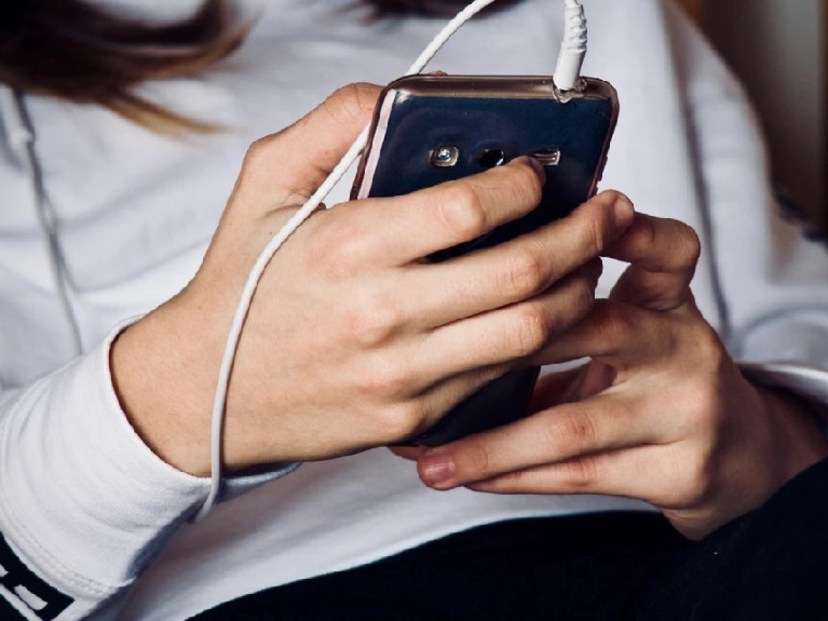 Απαγόρευση social media σε ανηλίκους. Λύση ή Αυταπάτη; Τα κρίσιμα ερωτήματα πίσω από την εξαγγελία