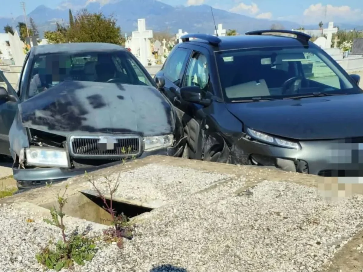 Απίστευτο, στο Αγρίνιο τράκαραν μέσα στο νεκροταφείο! ΦΩΤΟ