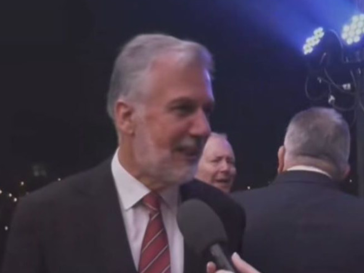 Απίστευτο!!Αρνήθηκε ευχές σε ζωντανή μετάδοση ο δήμαρχος Κέρκυρας Στέφανος Πουλημένος VIDEO