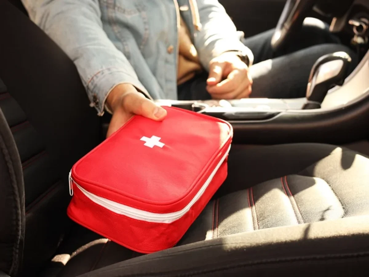 Από τις 18 Ιουνίου τι πρέπει να έχει το φαρμακείο του αυτοκινήτου σας