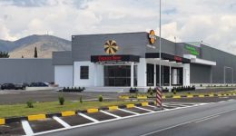 Αporrifthike-xana-to-etima-tis-1