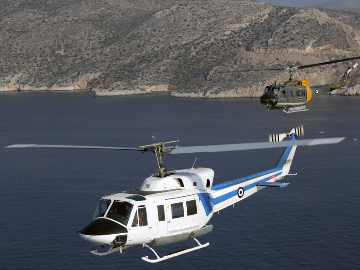 Αποβίβαση ναυτικού από δεξαμενόπλοιο στη Ρόδο