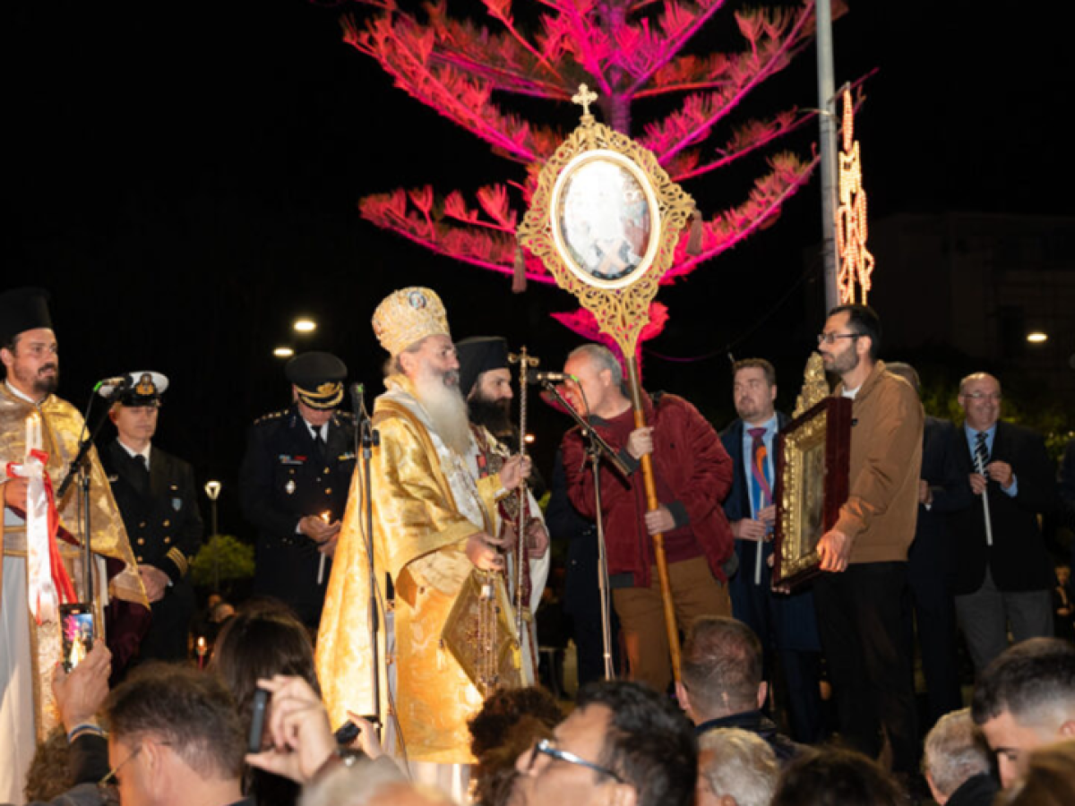 Αργοστόλι: Το πρόγραμμα Επιταφίων και Αναστάσεως στην Πλατεία Βαλλιάνου